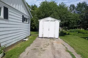 553 Park Ave, Delavan, WI 53115 - Photo 17