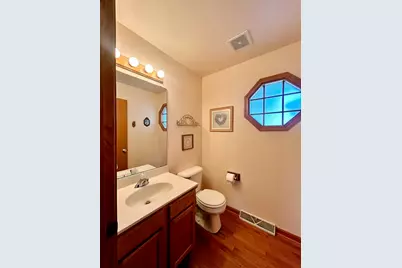 2215  28 Th Ave, Kenosha, WI 53140 - Photo 23
