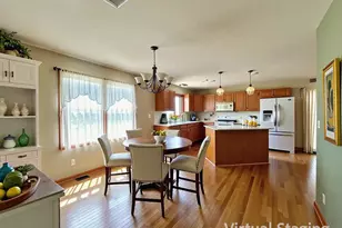 2215 28th Ave, Kenosha, WI 53140 - Photo 9