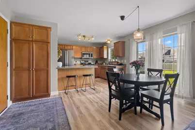 621 E Sheila Ave, Elkhorn, WI 53121 - Photo 9