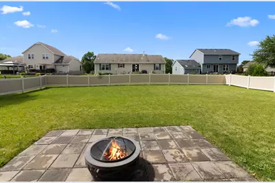 621 E Sheila Ave, Elkhorn, WI 53121 - Photo 27