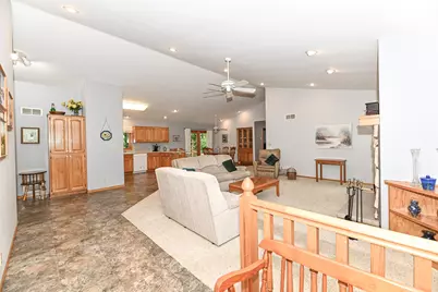 27151  Ridgewood Trl, Racine, WI 53185 - Photo 3