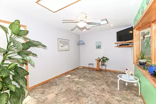 27151 Ridgewood Trail, Racine, WI 53185 - Photo 17