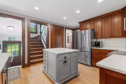 N65W5716  Columbia Rd, Cedarburg, WI 53012 - Photo 5