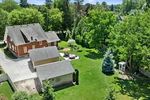 N65W5716 Columbia Rd, Cedarburg, WI 53012 - Photo 35