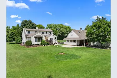 N104W16269  Donges Bay Rd, Germantown, WI 53022 - Photo 35
