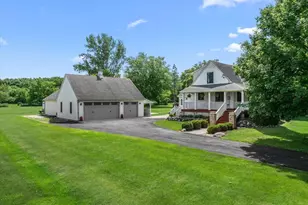 N104W16269 Donges Bay Rd, Germantown, WI 53022 - Photo 41