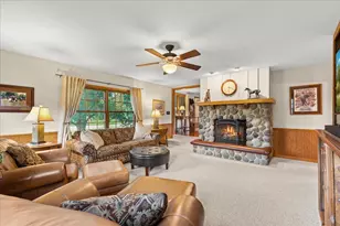 N104W16269 Donges Bay Rd, Germantown, WI 53022 - Photo 11