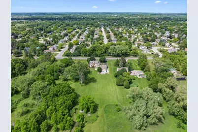 N104W16269  Donges Bay Rd, Germantown, WI 53022 - Photo 39