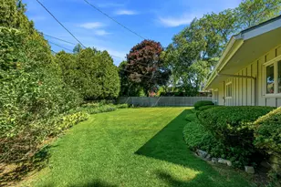 8909 N Maitland Rd, Bayside, WI 53217 - Photo 31