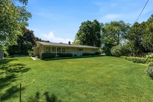 8909 N Maitland Rd, Bayside, WI 53217 - Photo 33
