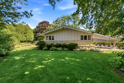 8909 N Maitland Rd, Bayside, WI 53217 - Photo 27