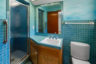 8909 N Maitland Rd, Bayside, WI 53217 - Photo 21