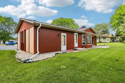 715  Tamarack Dr E -, West Bend, WI 53095 - Photo 35