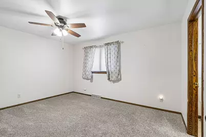 715  Tamarack Dr E -, West Bend, WI 53095 - Photo 23