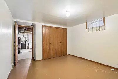 715  Tamarack Dr E -, West Bend, WI 53095 - Photo 29