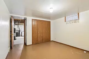 715 Tamarack Dr E -, West Bend, WI 53095 - Photo 29