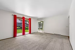 715 Tamarack Dr E -, West Bend, WI 53095 - Photo 11