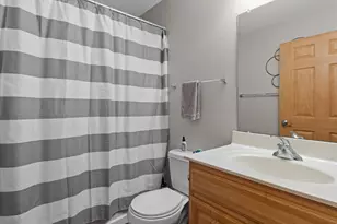 6746 100th Pl, Pleasant Prairie, WI 53158 - Photo 15