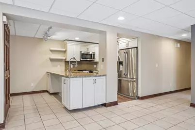 240  Crystal Dr, Hartland, WI 53029 - Photo 45