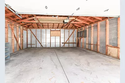 8732 W Burdick Ave, Milwaukee, WI 53227 - Photo 47