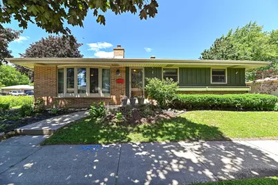 8732 W Burdick Ave, Milwaukee, WI 53227 - Photo 51