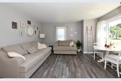 2030  Webster St, Racine, WI 53406 - Photo 5