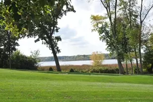 8334 Virginia Cir, Racine, WI 53185 - Photo 5