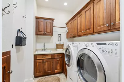 W343N6293 S Bayview Rd, Oconomowoc, WI 53066 - Photo 53
