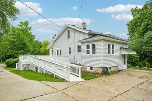 3615 W Cold Spring Rd, Greenfield, WI 53221 - Photo 3