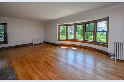 8000  Warren Ave, Wauwatosa, WI 53213 - Photo 7