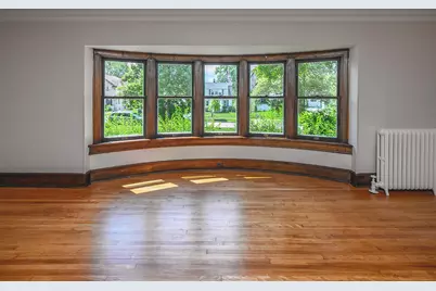 8000  Warren Ave, Wauwatosa, WI 53213 - Photo 11