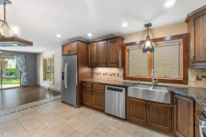 2540 S 95th St, West Allis, WI 53227 - Photo 3