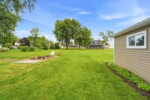 6121 Black Wolf Point Rd, Black Wolf, WI 54902 - Photo 53