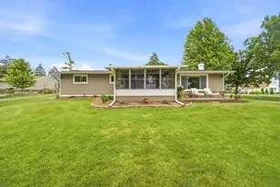 6121 Black Wolf Point Rd, Black Wolf, WI 54902 - Photo 45