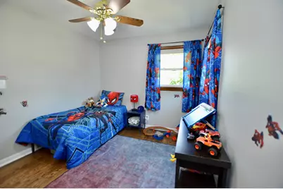 4159 N 92nd St, Wauwatosa, WI 53222 - Photo 17