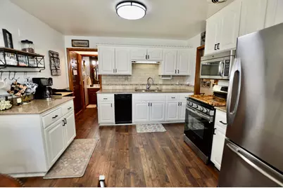 4159 N 92nd St, Wauwatosa, WI 53222 - Photo 7