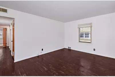 3683 S Clement Ave, Milwaukee, WI 53207 - Photo 9