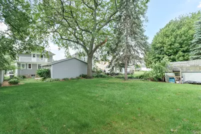 212  James St, Beaver Dam, WI 53916 - Photo 7