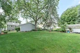 212 James St, Beaver Dam, WI 53916 - Photo 7