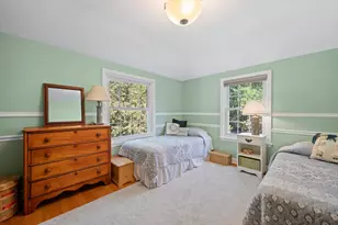 4652 N Wildwood Ave, Whitefish Bay, WI 53211 - Photo 17