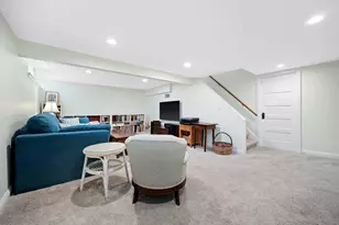 4652 N Wildwood Ave, Whitefish Bay, WI 53211 - Photo 21