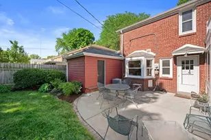 4652 N Wildwood Ave, Whitefish Bay, WI 53211 - Photo 31