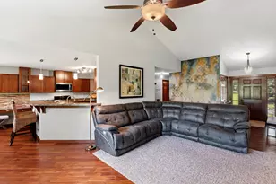 21604 W Bonnie Ln, Lannon, WI 53046 - Photo 5
