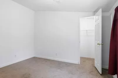 2451 S 92nd St, West Allis, WI 53227 - Photo 21