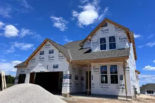 270 Bayberry Ln, Grafton, WI 53024 - Photo 1
