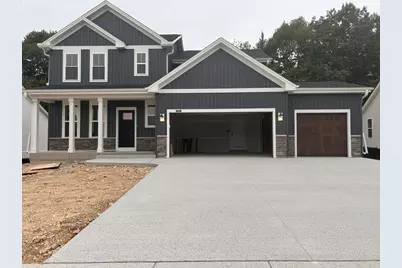 1131  Mount Vernon Dr, Hartford, WI 53027 - Photo 1