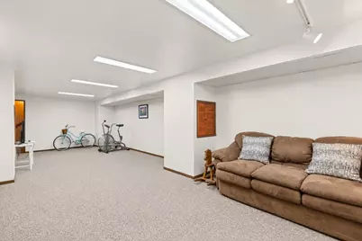 N90W17761  St Stevens Dr, Menomonee Falls, WI 53051 - Photo 21