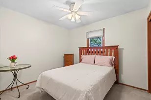 N90W17761 St Stevens Dr, Menomonee Falls, WI 53051 - Photo 19