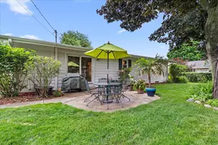 N90W17761 St Stevens Dr, Menomonee Falls, WI 53051 - Photo 27